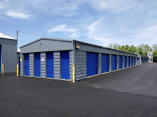 Mundy Street Self Storage storage facility exterior view