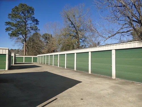 Town and Country Self Storage storage facility exterior view